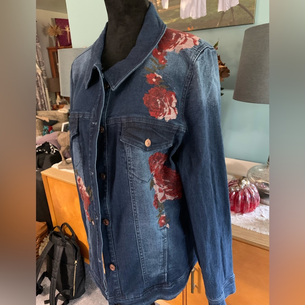 Embroidered Jean jacket - Picture 2 of 6